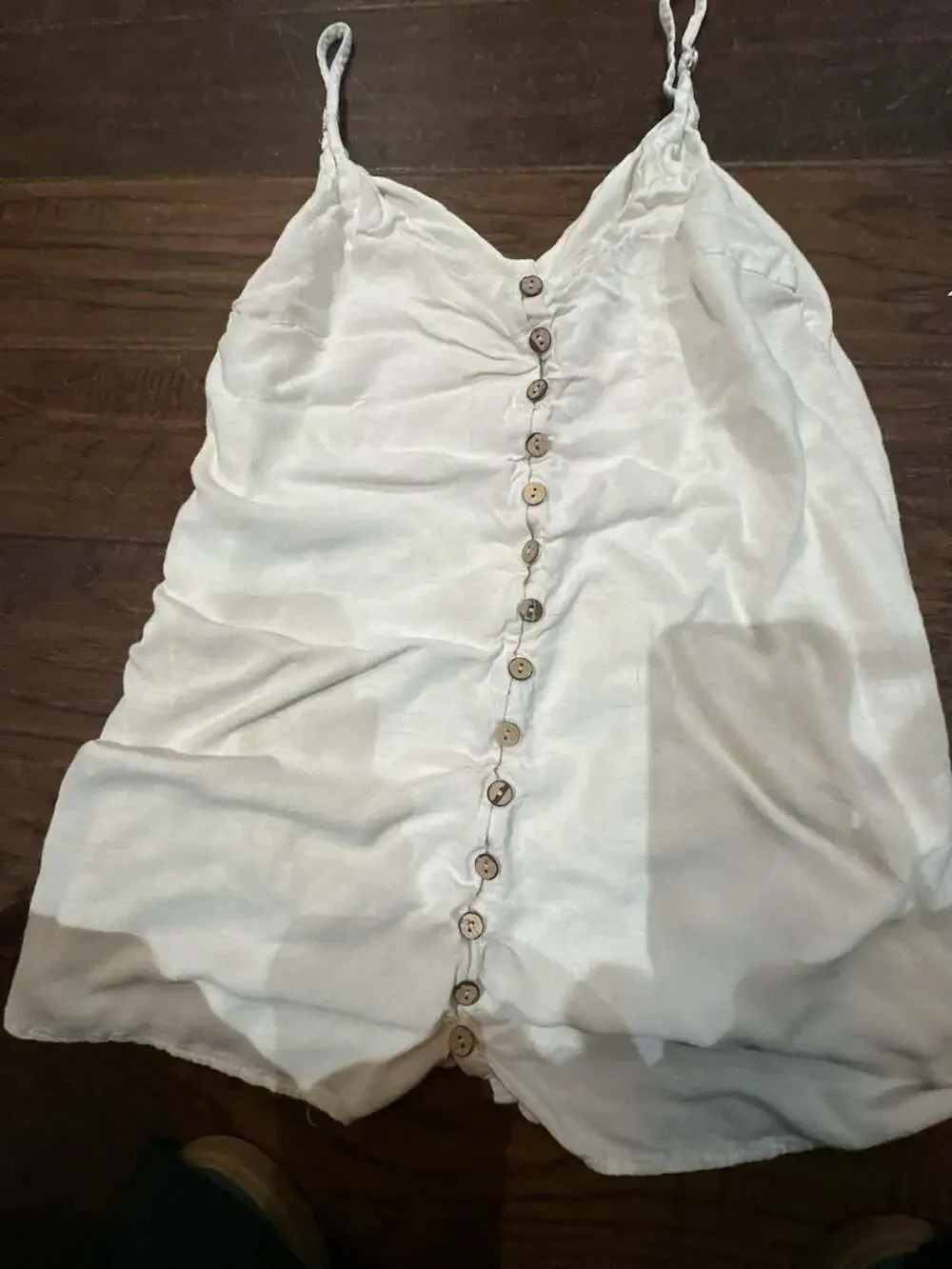 Style Rack Button Front Cami Top Small - Picture 3 of 5